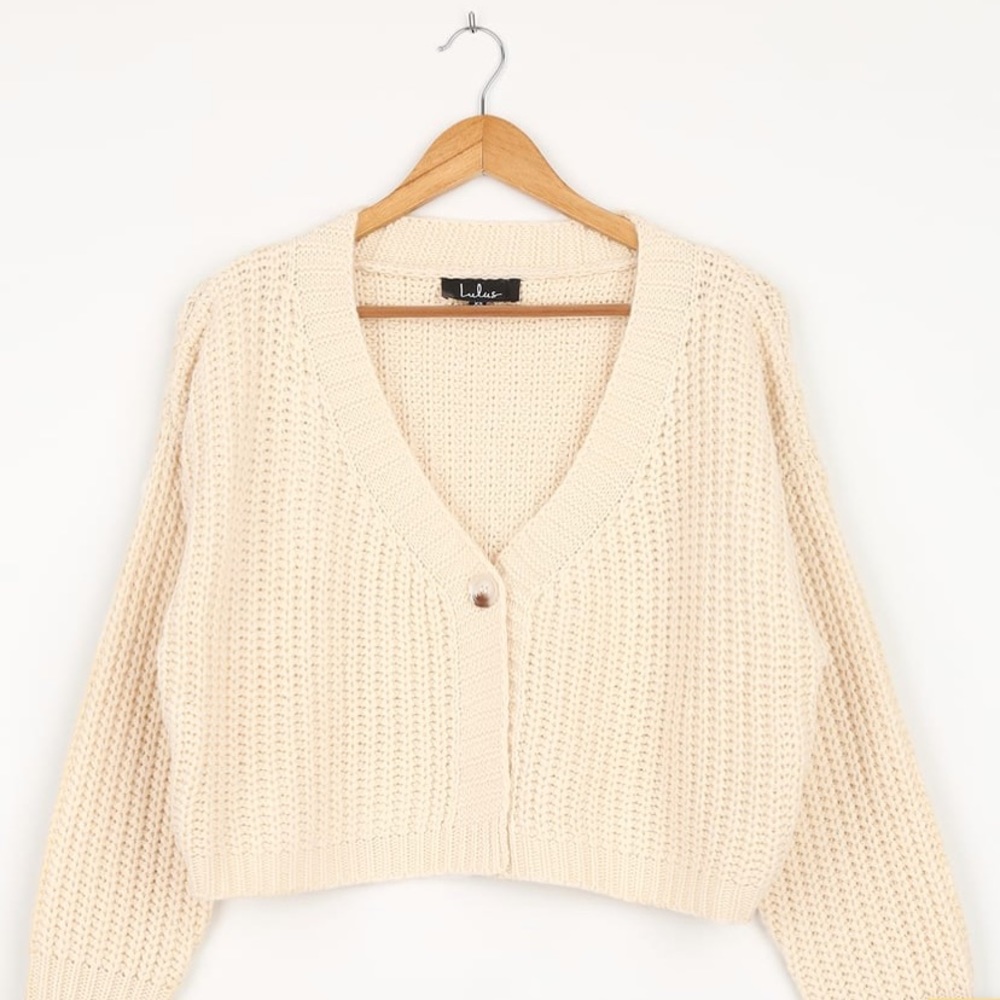 Knit Cropped Cardigan Sweater